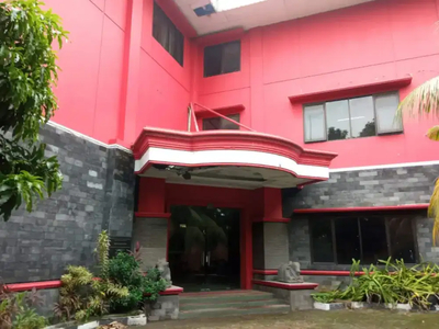 Dijual Gedung kantor 3 lantai di Jl Gelora dekat Kompas Tower