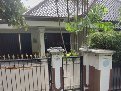 Dijual Rumah Tua Lokasi Elite Tengah Kota Di Menteng Jakarta Pusat
