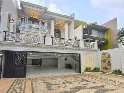 Rumah Bagus 3 Lantai Garasi 5 Mobil Di Mampang Jaksel