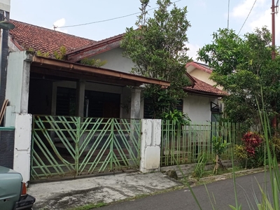 Rumah Dalam Perumahan Bina Marga Lokasi Dekat AKMIL Magelang