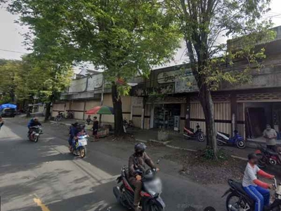 Rumah Toko Raya Pasirian Lumajang Nol Jalan Provinsi Strategis