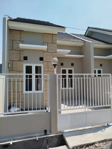 Cash Kpr Rumah baru Gununganyar Surabaya SHM IMB Ready siap huni