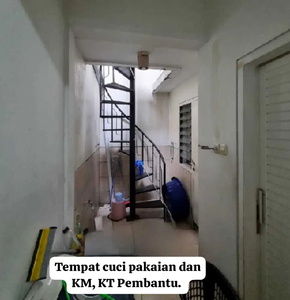 Dijual Cepat Rumah Siap Huni, Cluster Depan Di Royal Residence Wiyung,