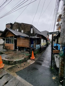 Dijual Rumah 2 Lantai di Jalan Blora Dukuh Atas, Menteng - Luas Tanah