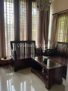 Dijual Rumah 2 Lantai Furnish di Graha Bunga Bintaro