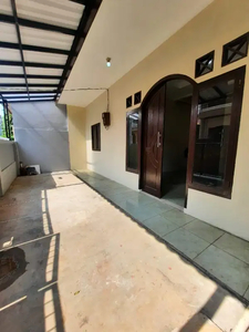 Dijual Rumah di Villa Bintaro indah jombang ciputat Tangsel
