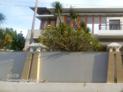 DIJUAL VILLA CANTIK SEMI FURNITUR JLN BATUR SARI SANUR