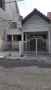 Disewakan Rumah Jl Simpang Darmo Permai Selatan