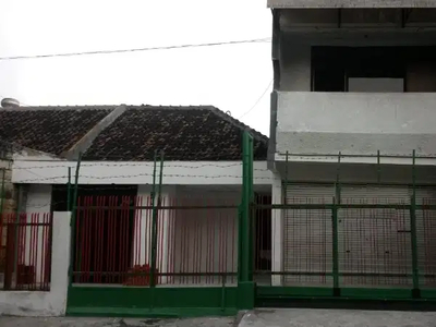 Rumah 2 Lantai Bisa Buat Kantor di Ikan Buntek, Surabaya