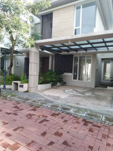 Rumah 2 Lantai Di Jalan Kaliurang KM 9 Cluster Elit Dekat Kampus UGM