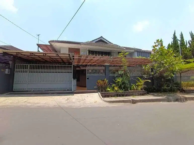 Rumah Bagus Harga Murah Tubagus Ismail Dago Dekat Itb