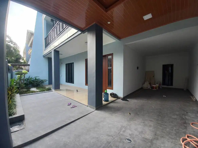 Rumah Baru Dijual Di Kelapa Gading (DE1703S)