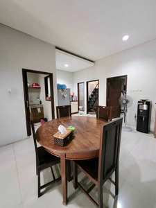 Rumah cantik di Sektor 9 Bintaro harga termurah saat ini 12758 pj
