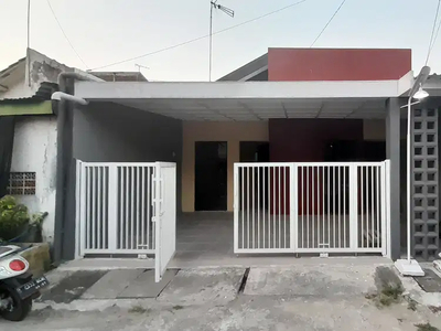 Rumah di dalam perumahan Jombang Kota sudah renovasi