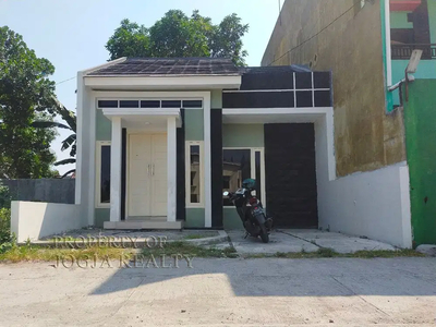 RUMAH DIJUAL DI TIRTONIRMOLO KASIHAN YOGYAKARTA SIAP HUNI 400 JT AN