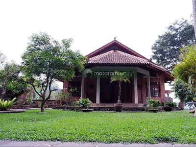 Rumah Etnik Konsep Villa View Lapangan Golf & City View, Cigadung Dago