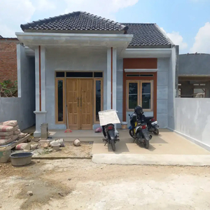 Rumah Komersil Dengan Disaen Minimalis & Moderent