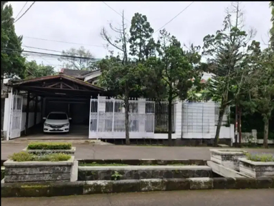 Rumah SHM 2 LT Sangat MURAH daerah Pasteur Bandung u/kost,cafe dll