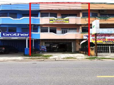 (Jarang Ada) Dijual ruko 3 lantai di jalan sutoyo s Banjarmasin