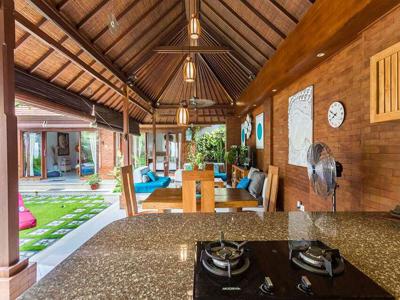 Sewa Villa Pantai 2 Kamar Tidur di Sanur Bali - BVI32275