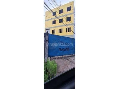 Gudang Zona Abu abu bisa masuk Container Jl Komarudin Cakung Cilincing Luas 720m2