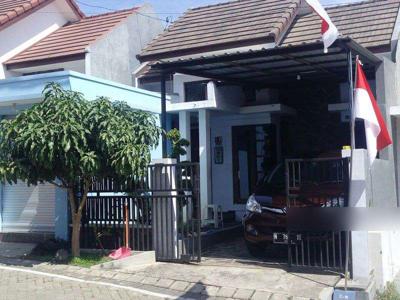 Di jual rumah murah nan asri tengah kota dekat kampus Brawijaya