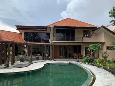 Dijual Guesthouse & Villa MEWAH di Pusat Kota DENPASAR Bali*