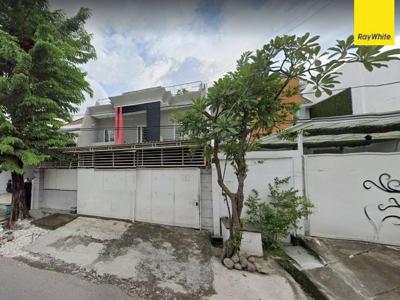 Dijual Rumah 3 lantai di Jl Raya Pucang Anom Surabaya