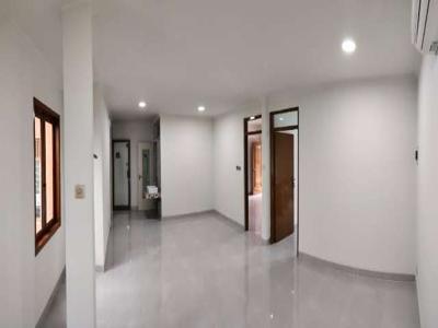 Dijual Rumah di Taman Pegangsaan Indah, Kelapa Gading, Jakarta Utara