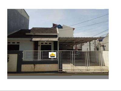 Dijual rumah HOOK LT.114m, carport luas 2 mobil di Serua dkt MALL