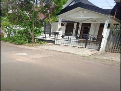 Dijual rumah siap huni di sektor 7A gading serpong