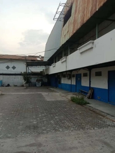 Disewakan Ex Pabrik Minuman Strategis di JL Raya Kamal, Jakarta Barat