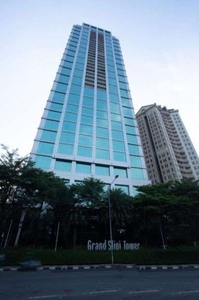 Disewakan Kantor, Kondisi Partisi, Luas 150m2 di Grand Slipi Tower