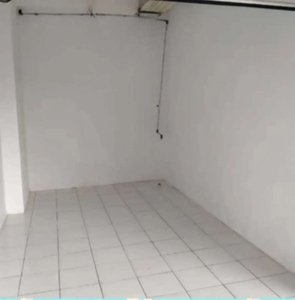 Disewakan Kios untuk usaha - kawasan apartemen bassura city