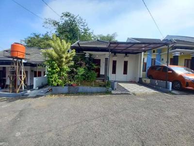 Turun Harga rumah dalam komplek Puri Cipageran Indah Lt 113