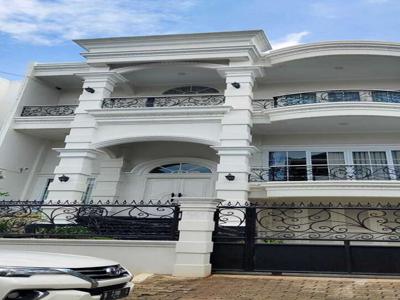 Jual Rumah Villa Gading Indah Modern Classic 270 m2 Renovasi Siap Huni