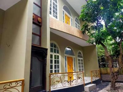 Jual Villa Style Penthouse 5 kamar dekat Pantai Jimbaran Kuta Bali