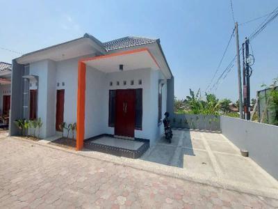 Rumah Baru dalam Mini Cluster Dekat Embung Potorono Banguntapan