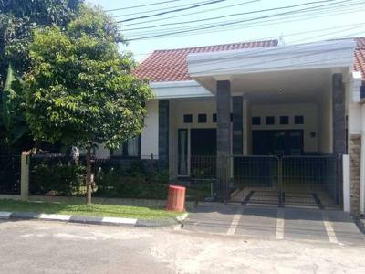 Rumah Batununggal, Bandung, 3+1 Kamar, Strategis Siap Huni, Dijual