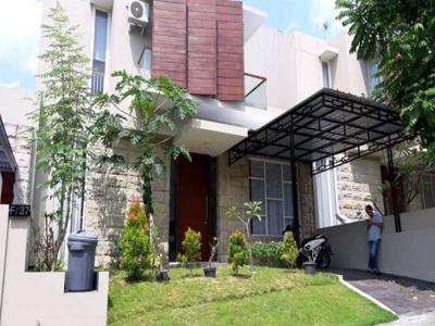 RUMAH DENGAN DESAIN MINIMALIS DALAM PERUMAHAN PREMIUM CITRA GRAND MUTI