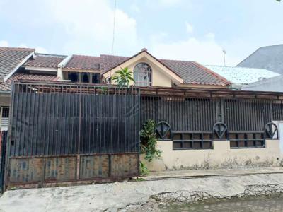 Rumah di Villa Melati Mas Serpong Utara Tangerang Selatan