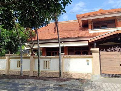 Rumah dijual, 2 lantai, lahan 395m2, di Renon, Denpasar, Bali