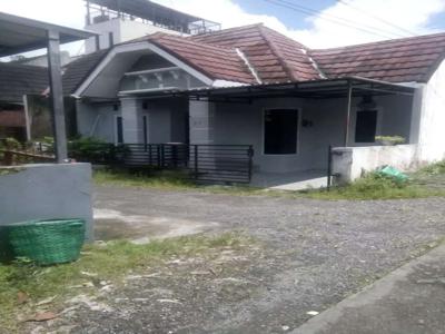 Rumah murah nya kebangetan dlm perum jl kaliurang 10