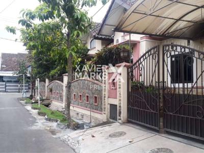 Rumah Full Bangunan Terawat di Danau Tondano Sawojajar Malang
