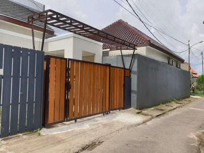 Rumah Secondary Modern Minimalis Bogor