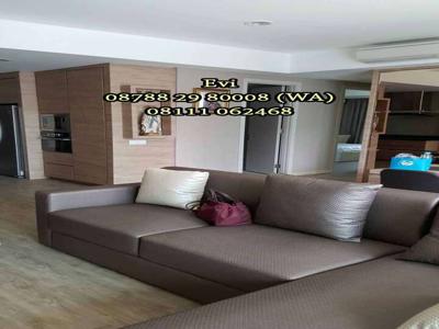 Sewa Apartemen St. Moritz 3BR Private Lift Ambassador Tower Furnish