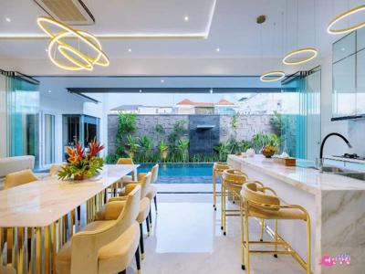 Villa For Sale Modern Contemporary ada pool di Dewi Sri Kuta Bali