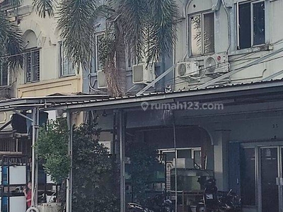 Di sewakan ruko 2 lantai di Santa Monica gading serpong Ruko Bagus