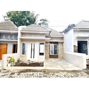 Dijual Rumah 2 Kamar Tidur di Daerah Kedungkandang SHM - Malang
