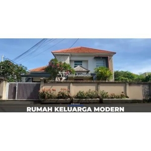 Dijual Rumah 2 Lantai Dikawasan Jl Tukad Badung Renon - Denpasar